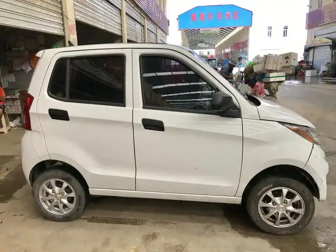 出售御捷高配四轮电动车