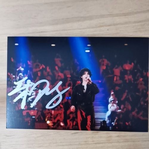 华晨宇亲笔签名照活动现场亲签保真粉丝应援周边收藏礼物无印刷