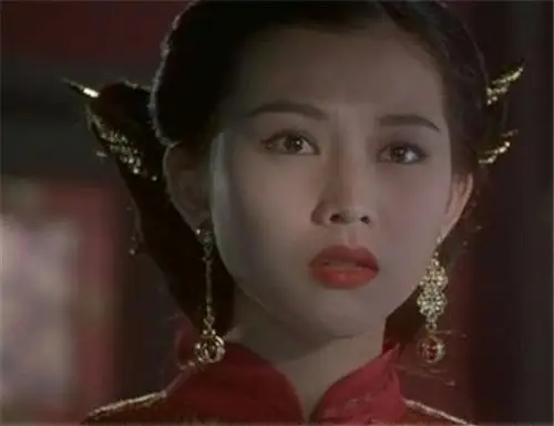 图九品芝麻官如烟蔡少芬饰演年方正好春华无数