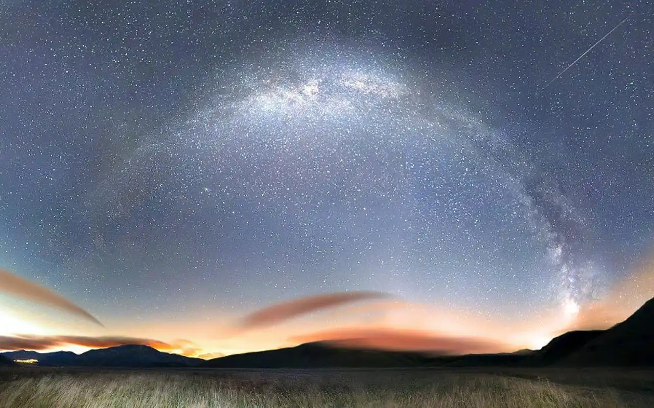 首页 桌面壁纸 风景壁纸 唯美养眼星空夜景图片桌面壁纸