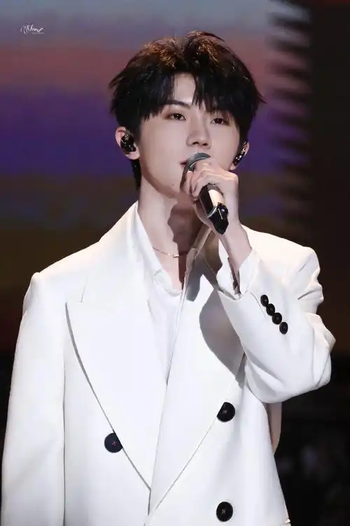 时代少年团队长-马嘉祺#马嘉祺叁重楼暨出道四周年演唱会#90