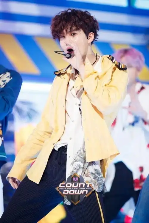 countdown》舞台现场照 exo 金俊勉 suho