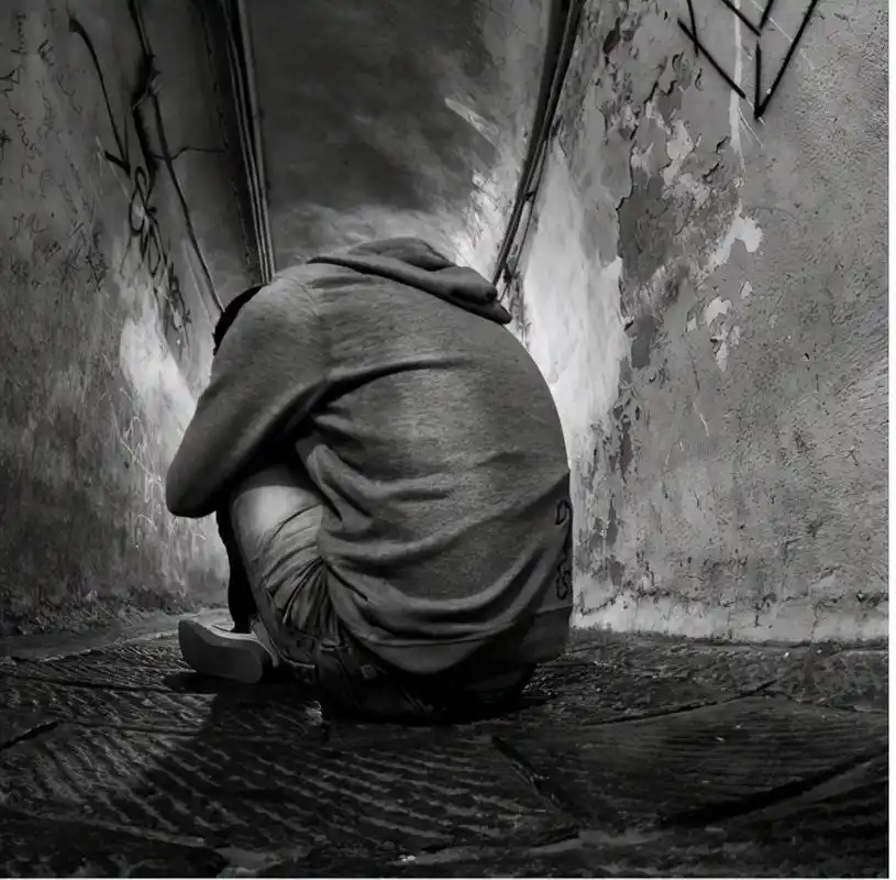 对爱情失望无奈的句子(爱情伤感句子句句心痛)