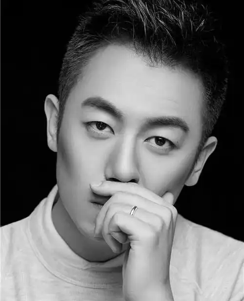 有过专业背景的男明星(盘点一下江苏的男明星们)(26)