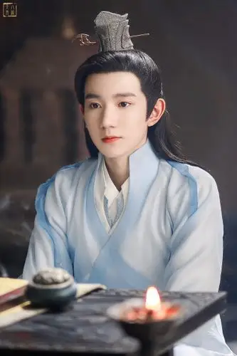 王源动图古装 - 堆糖,美图壁纸兴趣社区