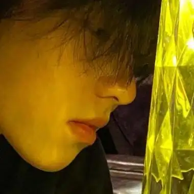 男生头像图片高冷侧脸