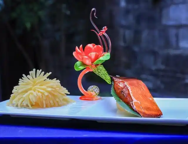 全国海鲜烹饪技能大赛开赛 260余道特色菜争"鲜"