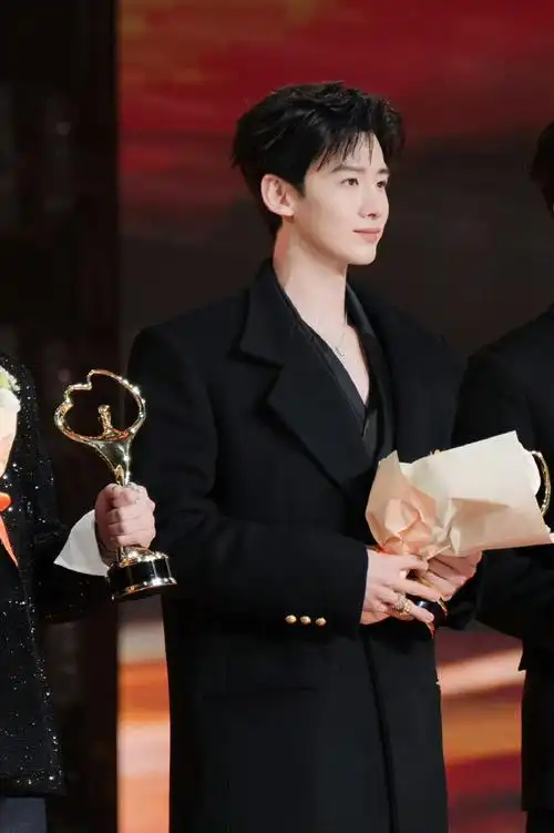 白敬亭南来北往##白敬亭汪新