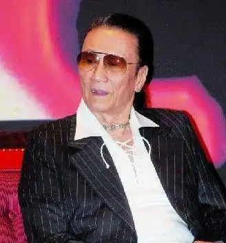 谢贤变脸不再力挺张柏芝:她以前给我印象很好