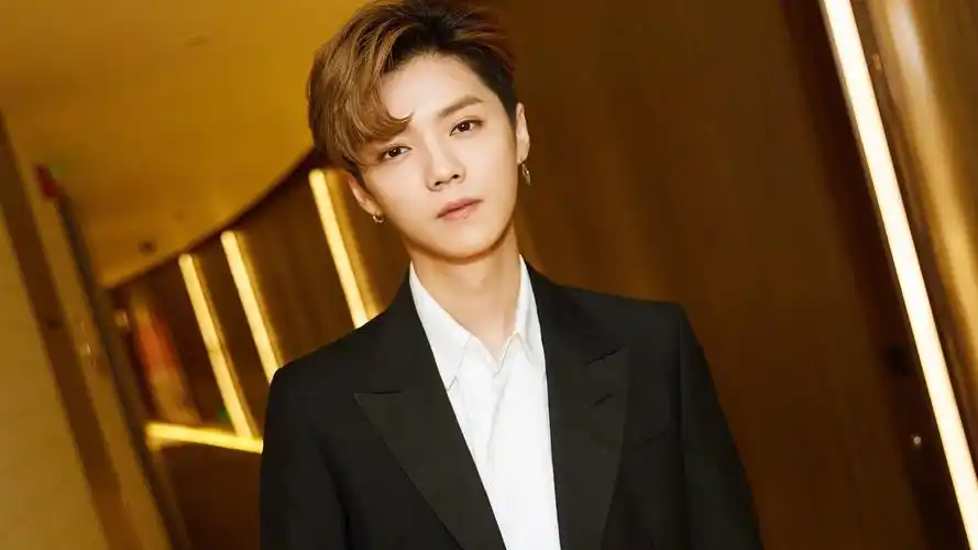 鹿晗 明星 明星风尚壁纸【2】