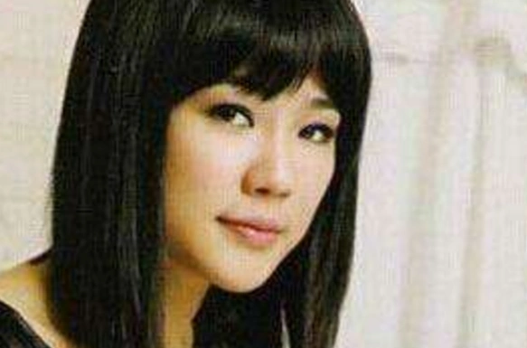 展开全部 谢易桦