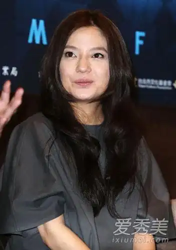 发福变大饼脸惨不忍睹的10大女星(5)