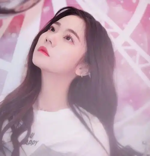 微信头像张紫宁