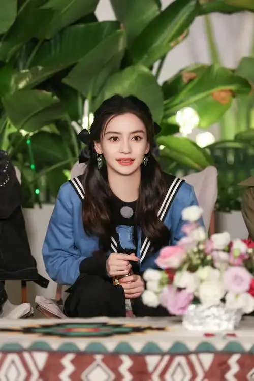 杨颖奔跑吧秋游特辑剧照##angelababy奔跑吧秋游特辑剧照