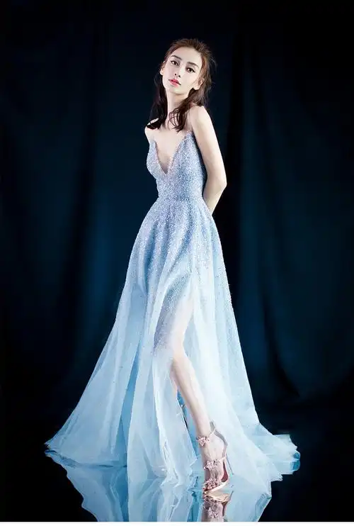 2018春夏新款杨颖性感angelababy浅蓝亮钻色礼服落地吊带连衣裙