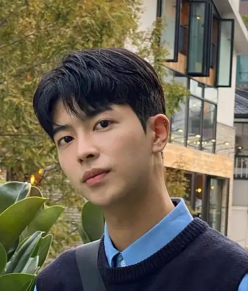 惠州韩式微分  韩式发型解析秘简单大方又好打理的男士发型