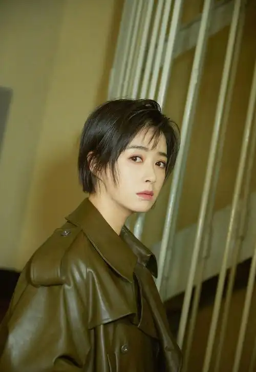 38岁蒋欣瘦身成功如今体重仅90斤坦言减肥只需做到三点