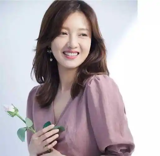 沈腾与新郎"抢戏",众多明星为黄明昊庆生,沈月因平淡而分手_王琦_傅晶