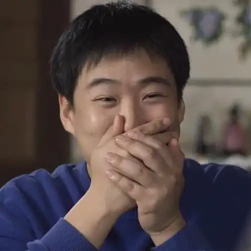 姐妹萌有1988里正焕哥哥正峰的头像吗!