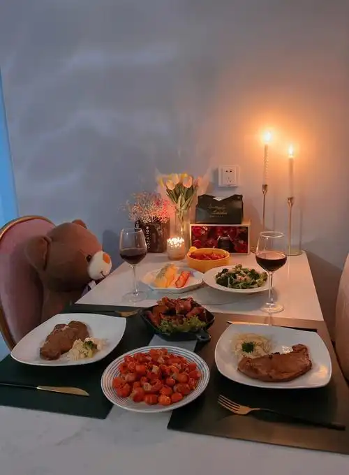 520烛光晚餐心形草莓get78