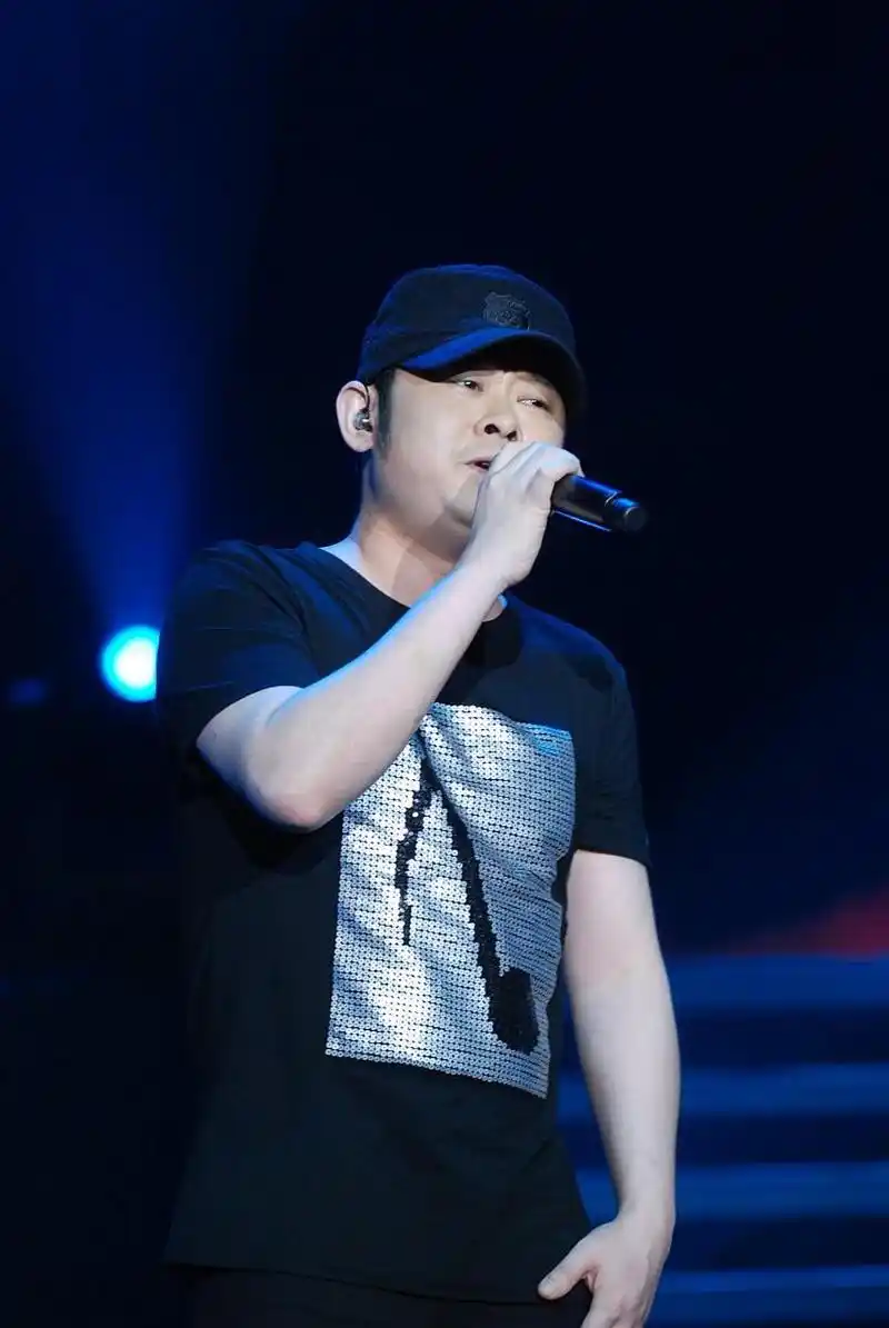 刀郎一首《罗刹海市》讽刺文学运用到了极致,反击了十几年来自己受的