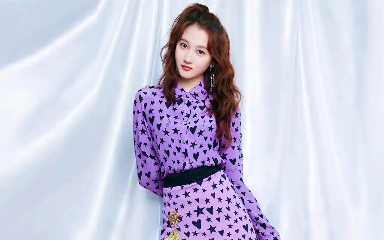 关晓彤性感写真图片桌面壁纸