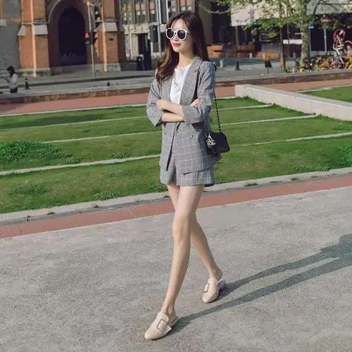 女装夏装2018修身小西服穿搭|女装夏装2018修身小西服搭配|女装夏装