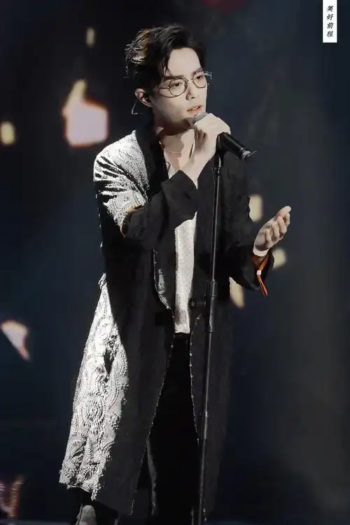 【肖战】20191116芭莎明星慈善夜