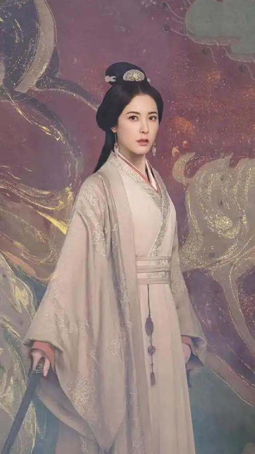 佛系美女曾黎一曲梨花颂惊艳全场郭德纲直接看呆