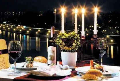 情人浪漫晚餐礼仪
