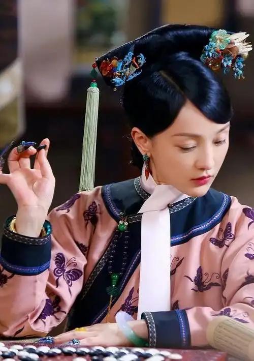 古装剧里的溜肩美人刘亦菲神颜周迅陈红在大明宫词里太美