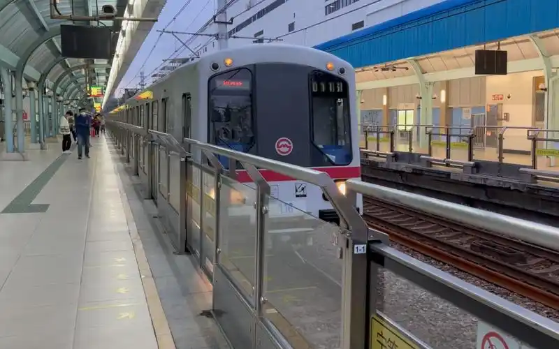 上海地铁1号线之伪二116交汇胖头鱼140(10.7库存)