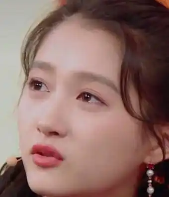 关晓彤飙哭戏,导演刚喊开始眼里就噙满了泪,网友:这演技666