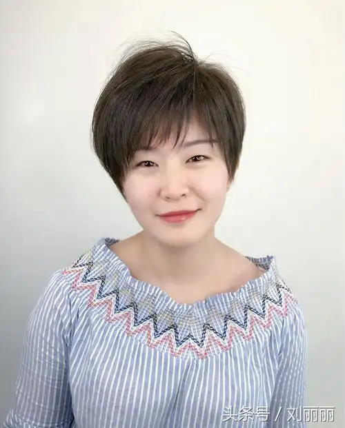 中年女性发型别瞎剪有这12款就好了修颜显瘦又年轻