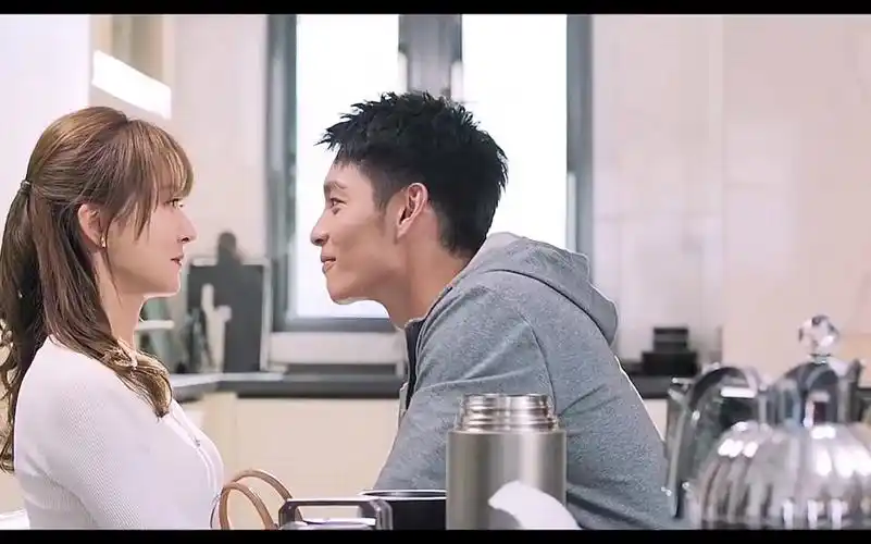 活动作品阮念初被厉腾套得牢牢的