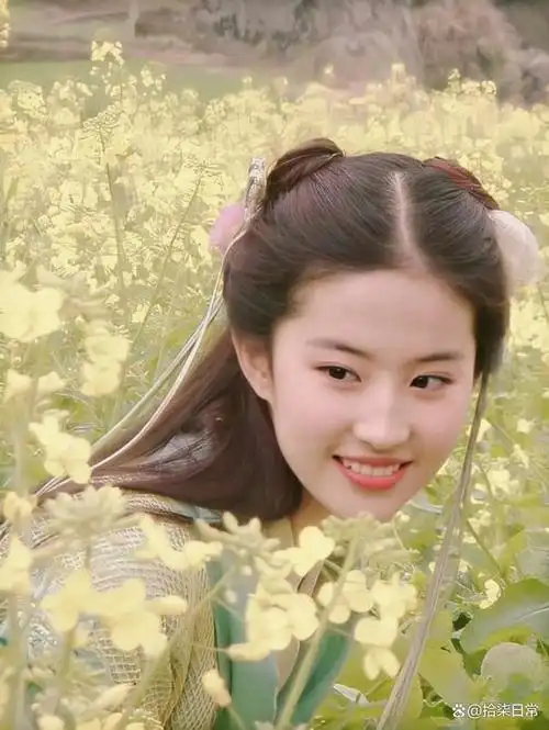 刘亦菲版赵灵儿:古装女神的巅峰之作,从翠绿到红装尽显魅力