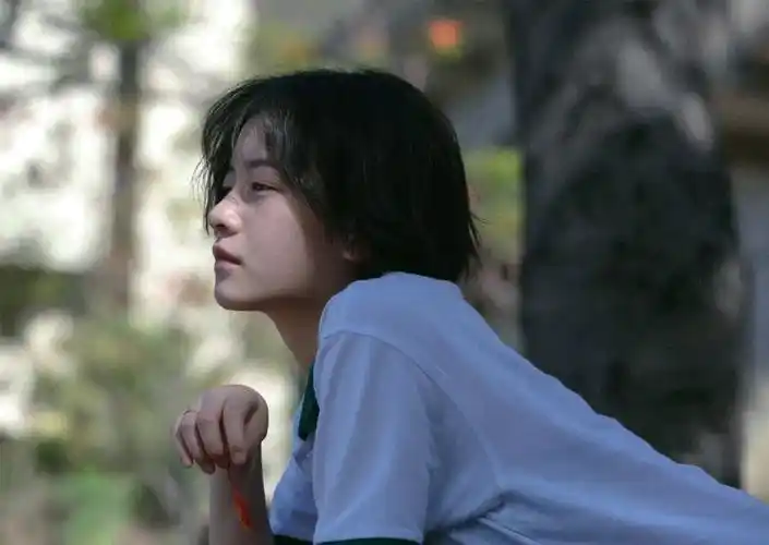 未来风的暴力兔子李庚希丨赏色