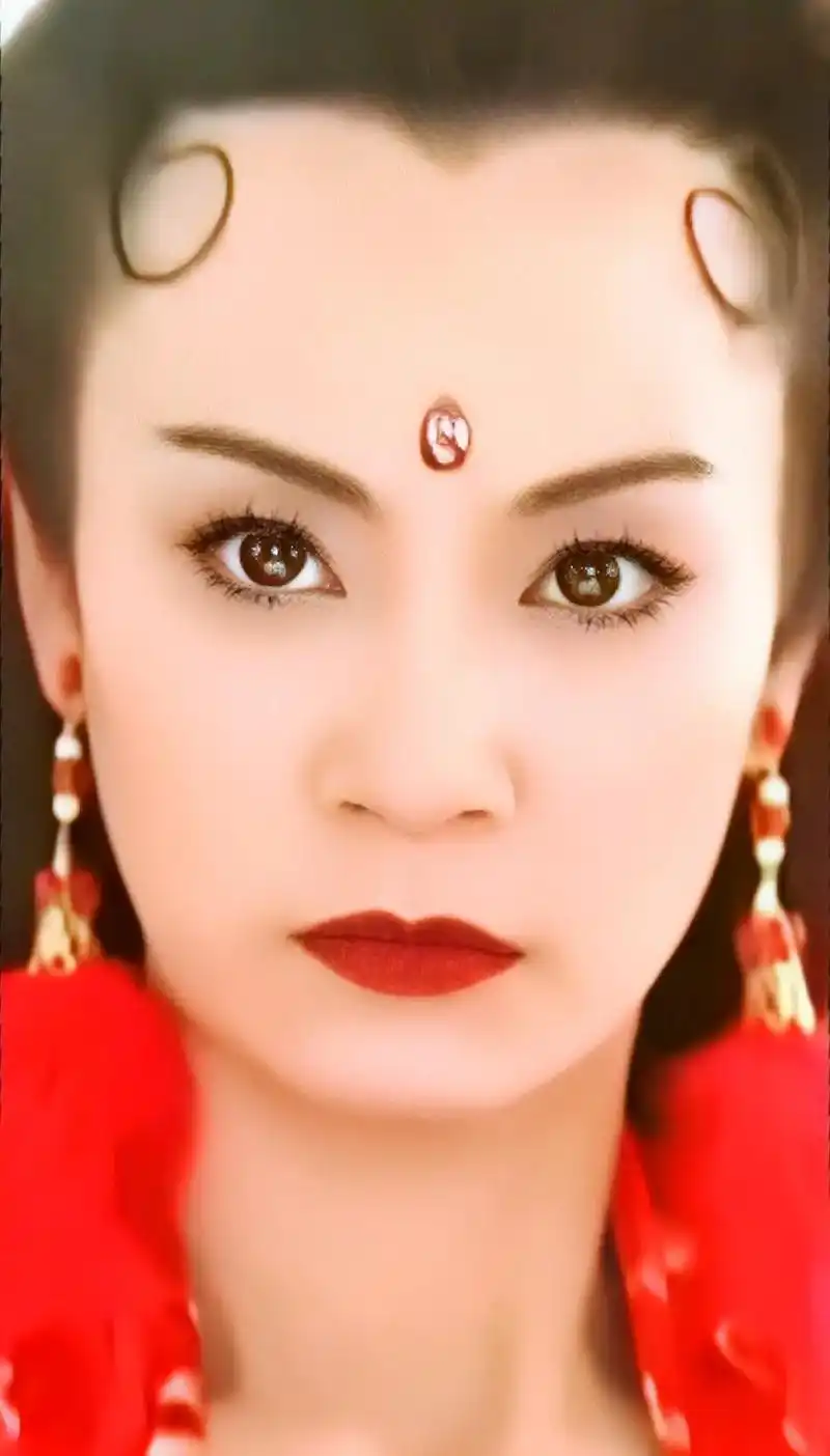 《霹雳菩萨》白玉~刘雪华##感谢抖音 ##古装造型 #明星娱 - 抖音