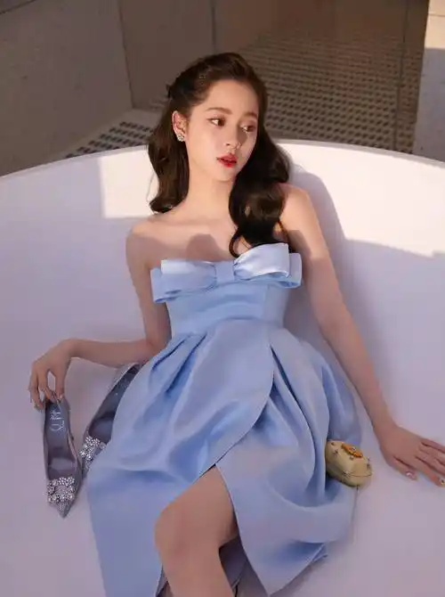 原创这谁顶得住嘛23岁欧阳娜娜身材竟然如此性感