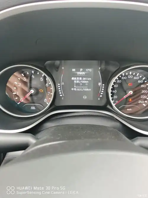 2020款指南者领先版仪表盘设置高手进