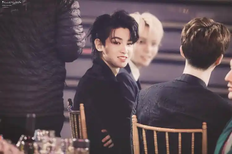 黄明昊. - 堆糖,美图壁纸兴趣社区