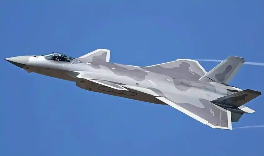 解放军400多架歼11战机,分为4个型号,到底有多大不同?_我国_技术_年代