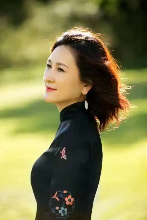 女歌手张强-老女歌手张强唱过的歌 - 0319娱乐网