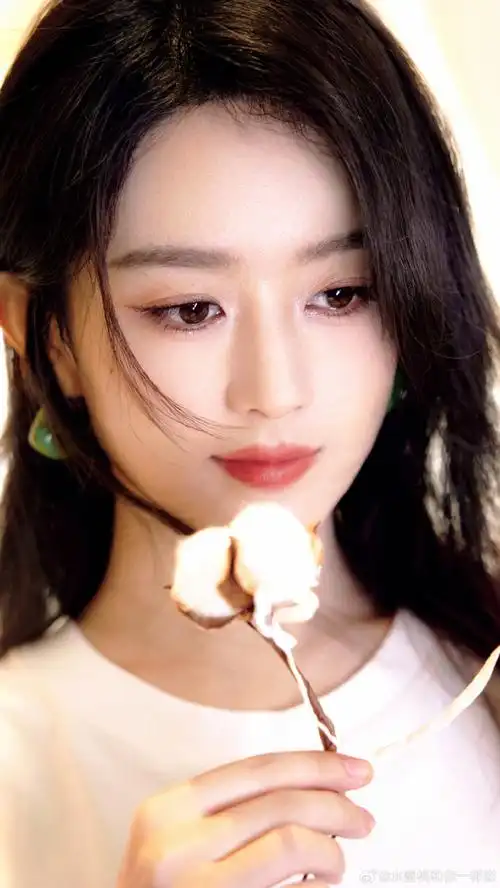 赵丽颖重庆活动##赵丽颖坎肩白衣##赵丽颖披发女友风##赵丽颖欢动