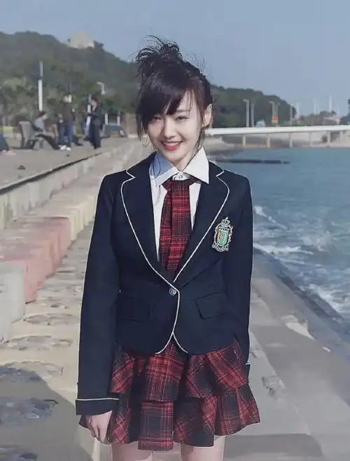 郑爽退圈三年,分分合合恋情饱受争议.|张翰|张恒||圈