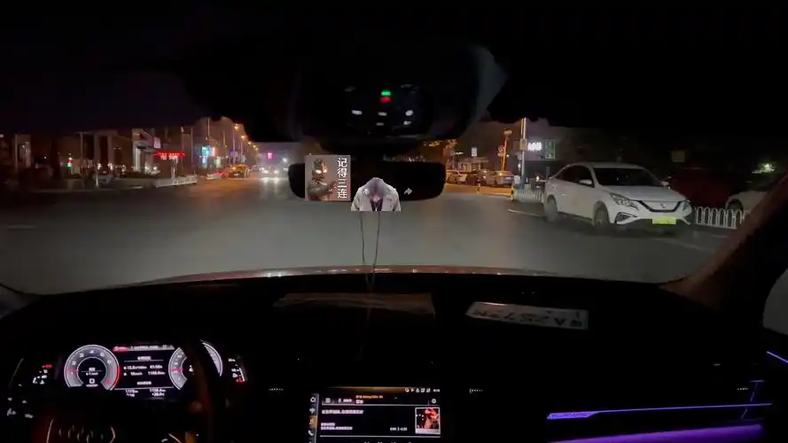 有没有朋友跟我一样喜欢在广州一个人夜晚开车,不管跑到哪里,都很舒服