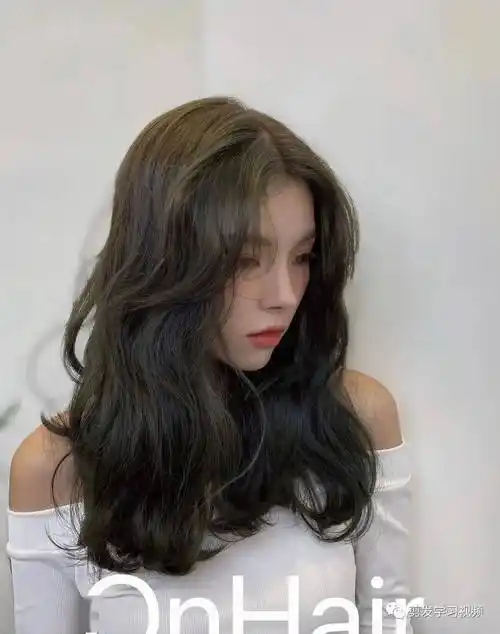 " 小脸微卷烫."_发型_中国_形象