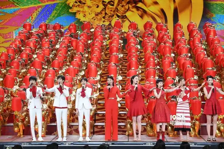 2017央视春晚:节目阵容强大 男神女神齐亮相 【1】