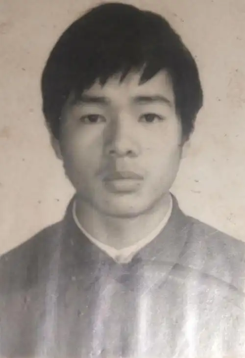 前81班,后80班黑白一寸相片集