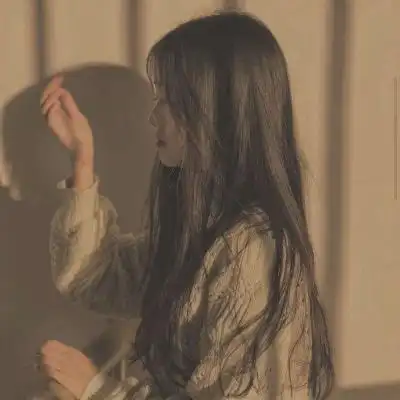 原宿风暗黑系女生头像真人孤独堕落女生头像高冷